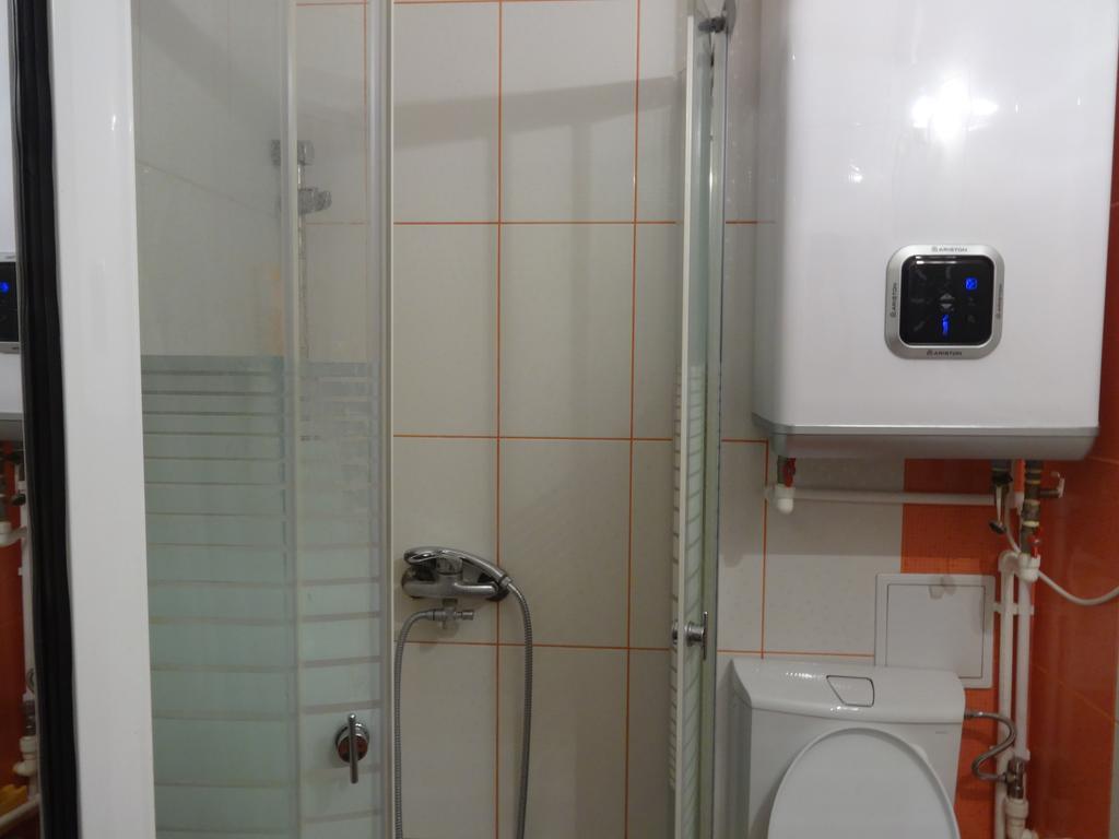 Alina Accommodation 加拉茨 外观 照片